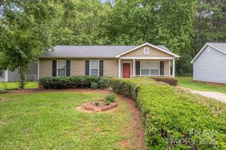 6220 Easter Lane, Charlotte, NC 28208