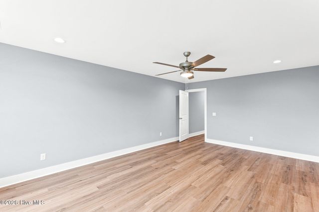 148 N High Point Road, Southport, NC 28461