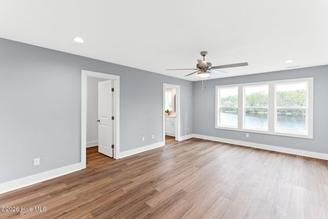 148 N High Point Road, Southport, NC 28461