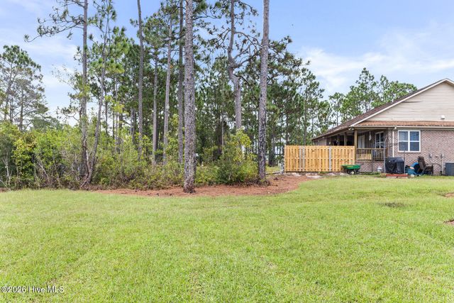 148 N High Point Road, Southport, NC 28461