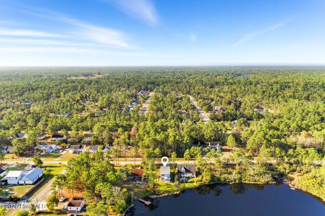 148 N High Point Road, Southport, NC 28461