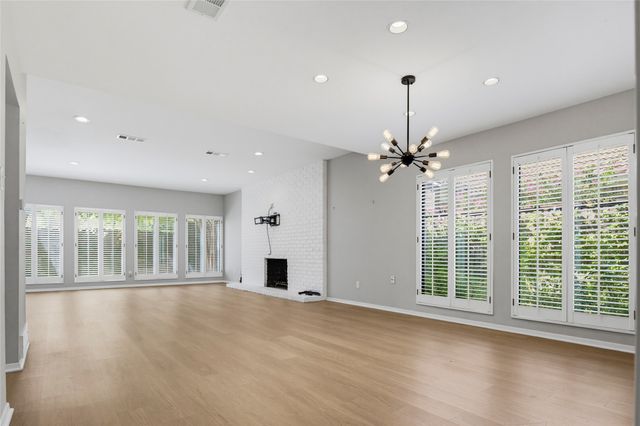 54 Legend Road, Benbrook, TX 76132