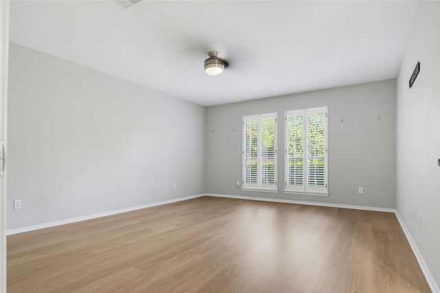 54 Legend Road, Benbrook, TX 76132