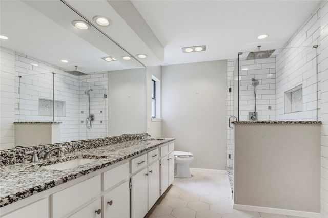 54 Legend Road, Benbrook, TX 76132