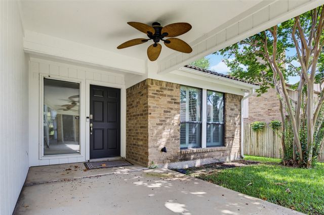 54 Legend Road, Benbrook, TX 76132