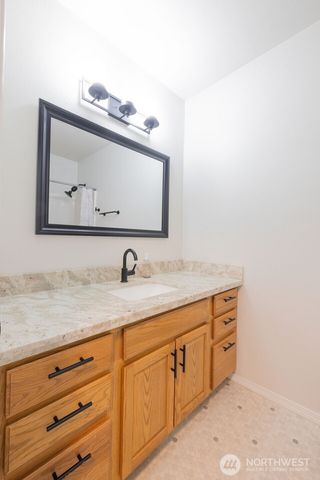 10720 Eustis Hunt Road E, Graham, WA 98338