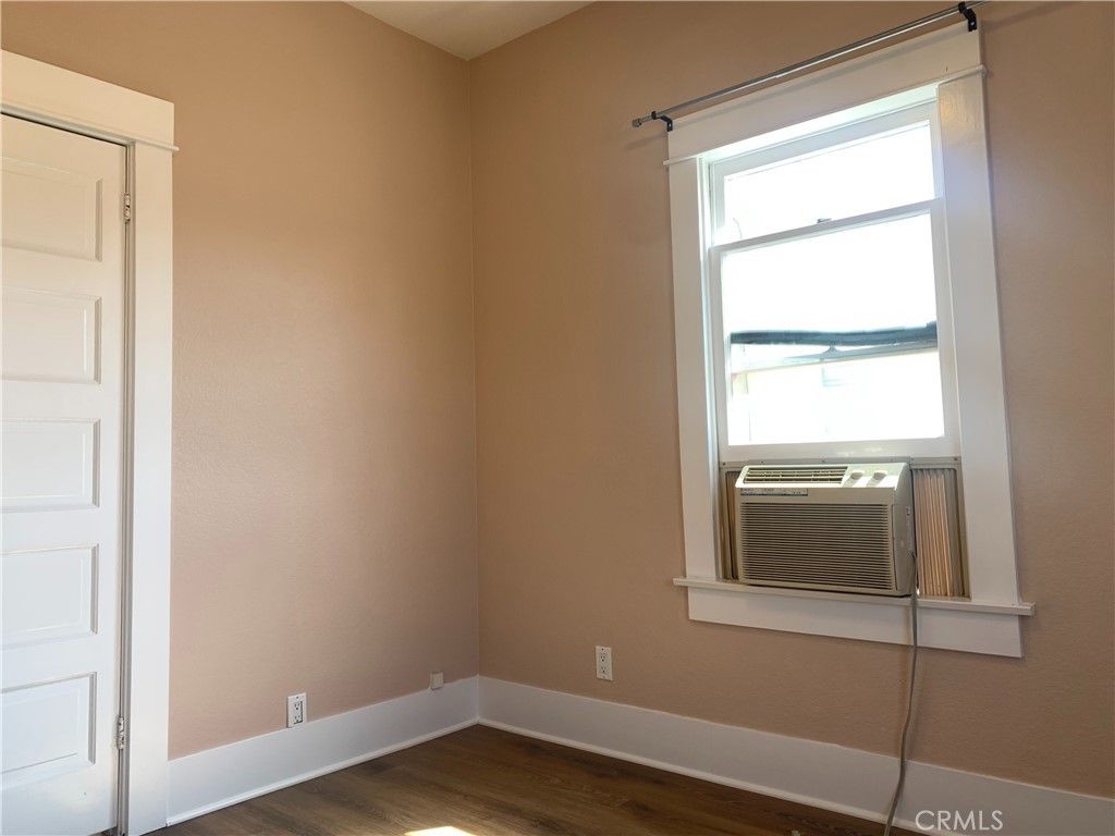 Image 17 of property listing at 2624 E 6th, Long Beach, CA 90814