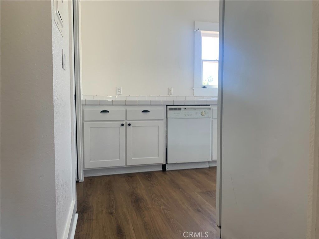 Image 19 of property listing at 2624 E 6th, Long Beach, CA 90814