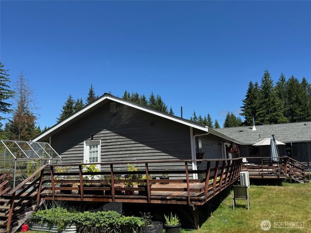 750 Chuckhole Way, Forks, WA 98331