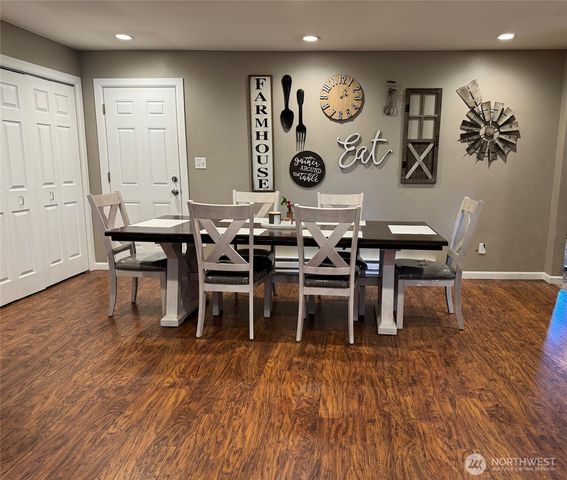 750 Chuckhole Way, Forks, WA 98331