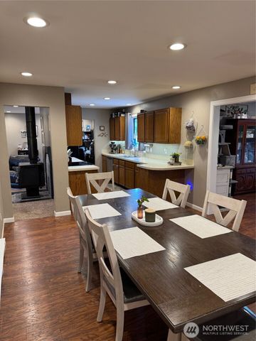 750 Chuckhole Way, Forks, WA 98331