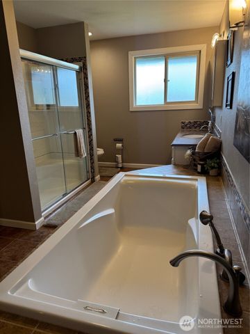 750 Chuckhole Way, Forks, WA 98331