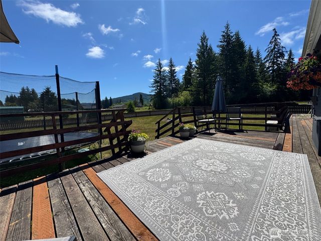 750 Chuckhole Way, Forks, WA 98331