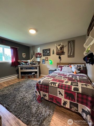 750 Chuckhole Way, Forks, WA 98331