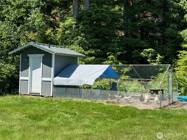 750 Chuckhole Way, Forks, WA 98331