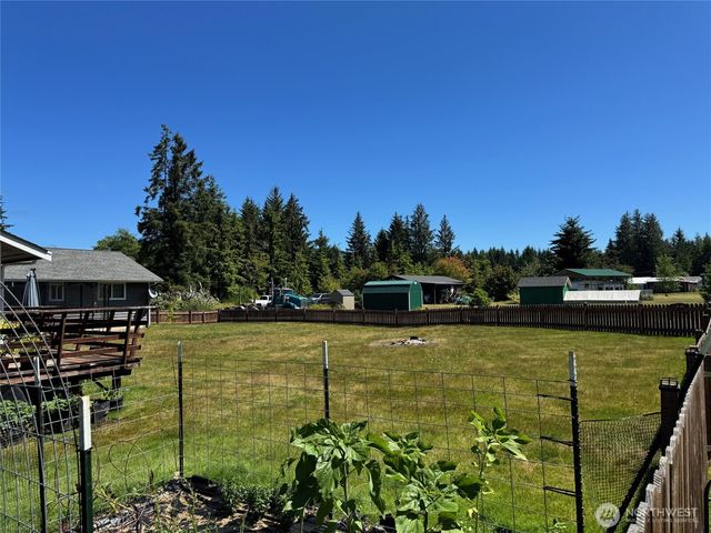 750 Chuckhole Way, Forks, WA 98331