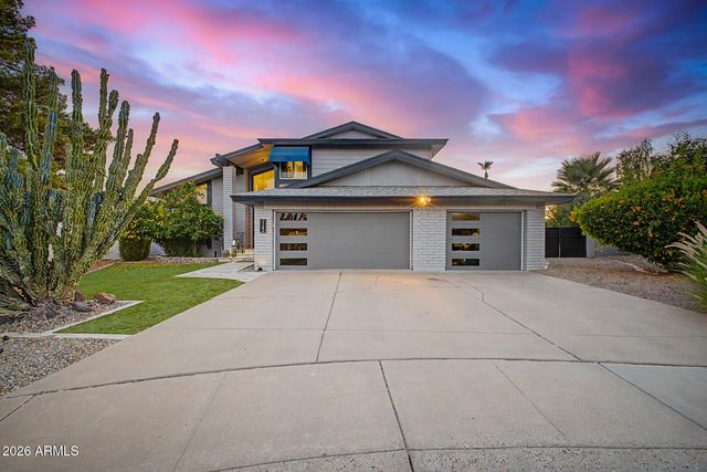 2142 S ROGERS Street, Mesa, AZ 85202