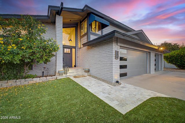 2142 S ROGERS Street, Mesa, AZ 85202