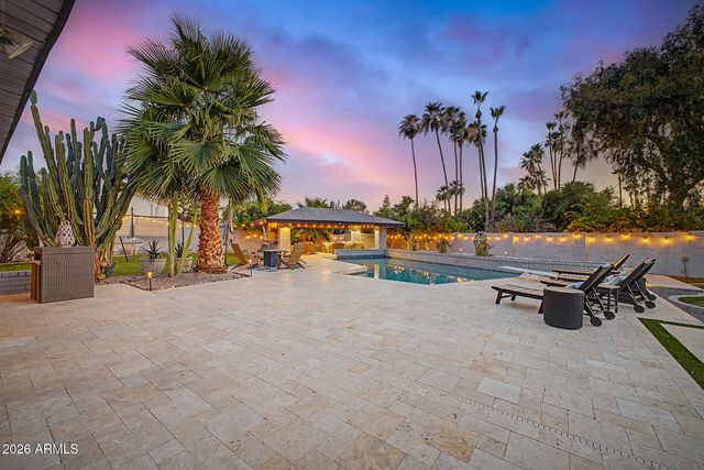 2142 S ROGERS Street, Mesa, AZ 85202