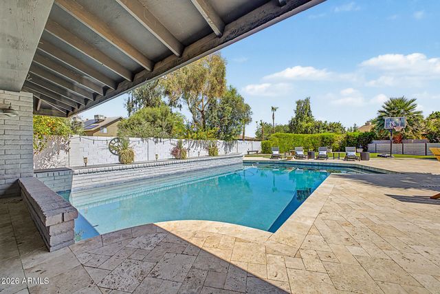 2142 S ROGERS Street, Mesa, AZ 85202
