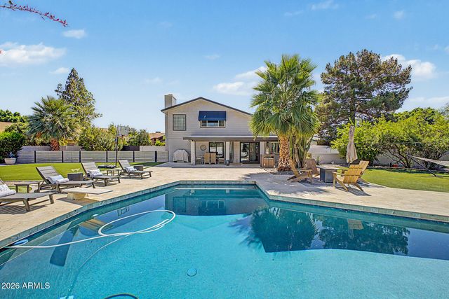 2142 S ROGERS Street, Mesa, AZ 85202