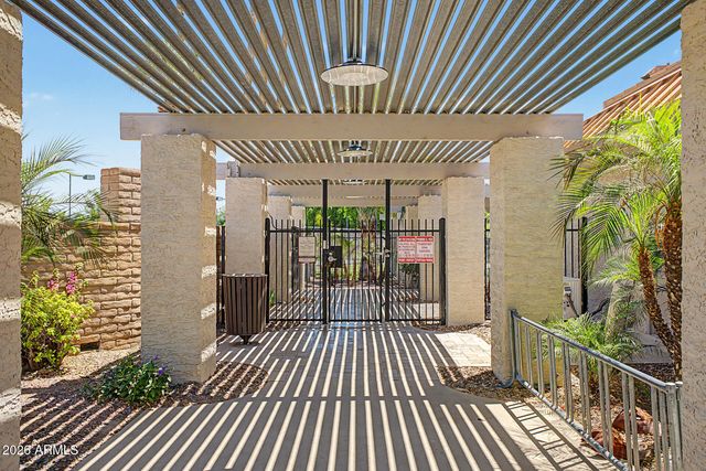 2142 S ROGERS Street, Mesa, AZ 85202