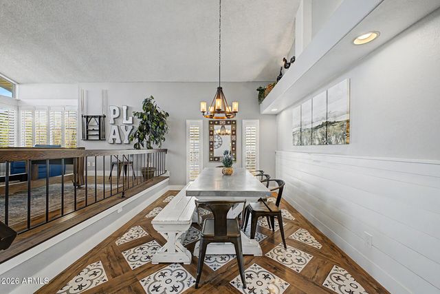 2142 S ROGERS Street, Mesa, AZ 85202