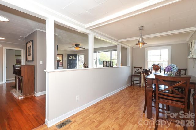 414 S Chester Street S, Blacksburg, SC 29702