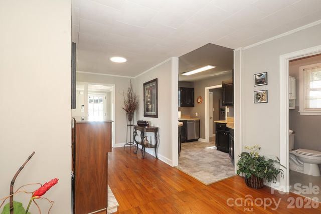 414 S Chester Street S, Blacksburg, SC 29702