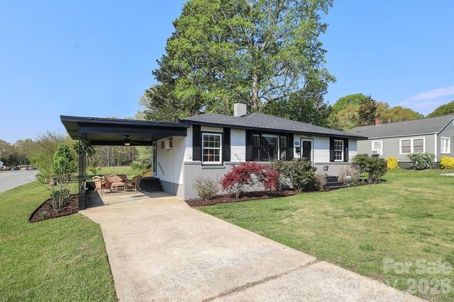 414 S Chester Street S, Blacksburg, SC 29702