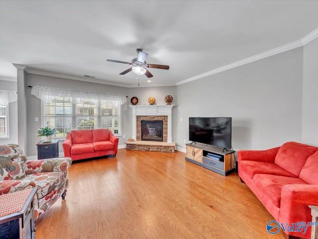 127 Timbercove Circle SW, Madison, AL 35756