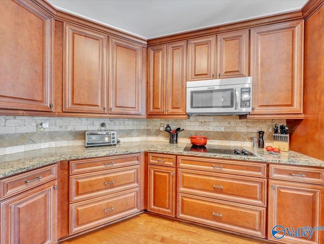 127 Timbercove Circle SW, Madison, AL 35756