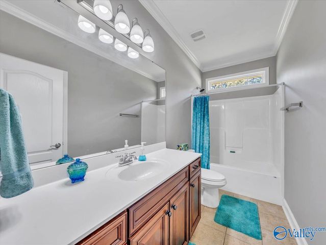 127 Timbercove Circle SW, Madison, AL 35756