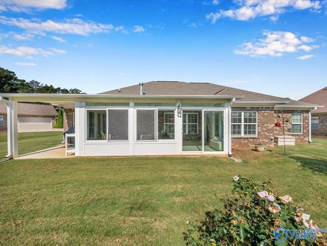 127 Timbercove Circle SW, Madison, AL 35756
