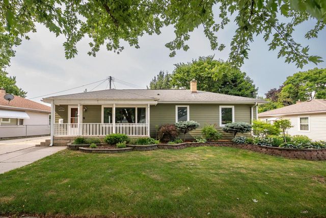 1919 Gillen STREET, Racine, WI 53403