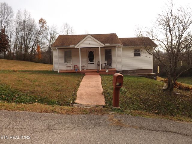511 W IRON St, Lafollette, TN 37766