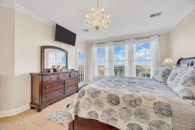 40 Golden Eye Lane, Port Monmouth, NJ 07758