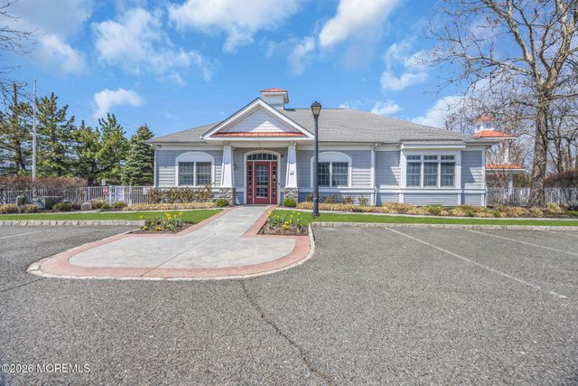40 Golden Eye Lane, Port Monmouth, NJ 07758