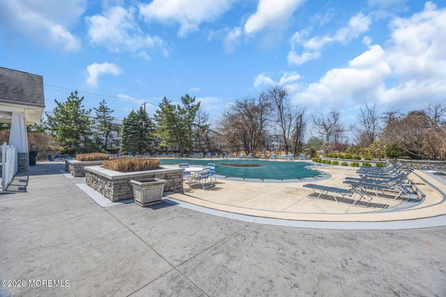 40 Golden Eye Lane, Port Monmouth, NJ 07758