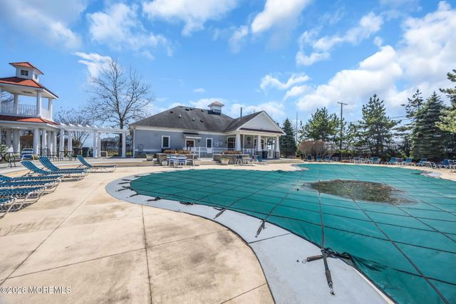 40 Golden Eye Lane, Port Monmouth, NJ 07758
