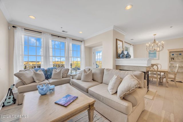 40 Golden Eye Lane, Port Monmouth, NJ 07758