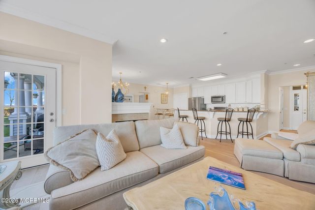 40 Golden Eye Lane, Port Monmouth, NJ 07758
