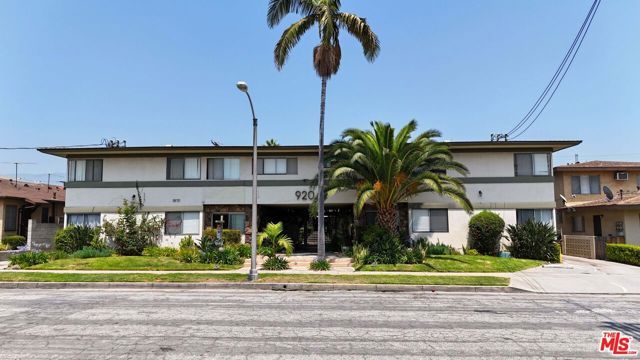 920 N 1st Street, Alhambra, CA 91801