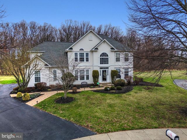 42 DEVON RD, Newtown, PA 18940