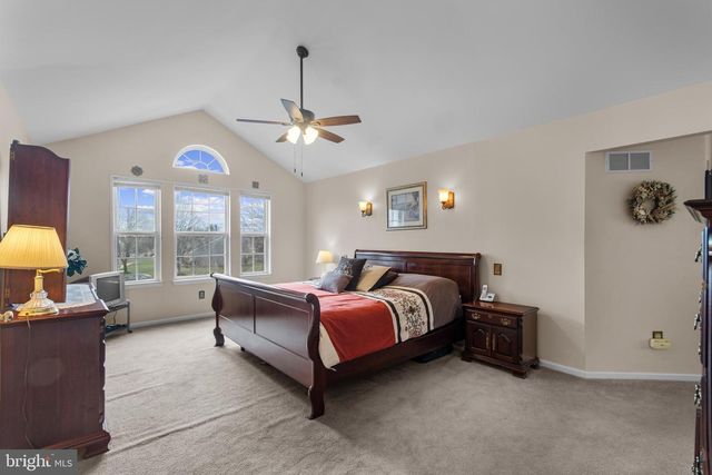 42 DEVON RD, Newtown, PA 18940