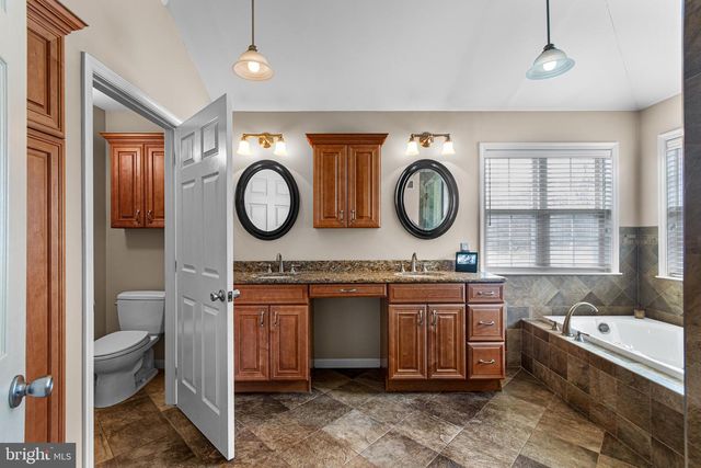 42 DEVON RD, Newtown, PA 18940