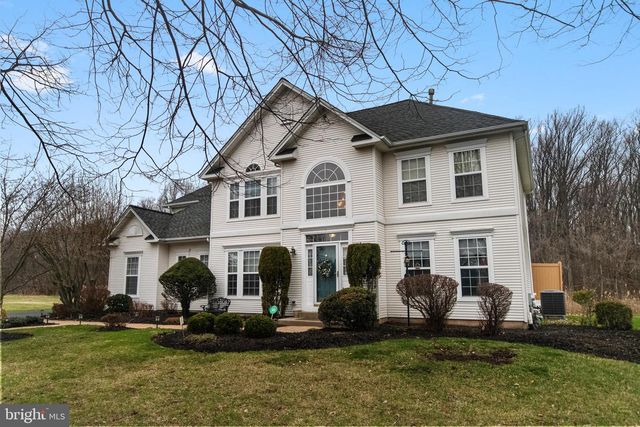 42 DEVON RD, Newtown, PA 18940