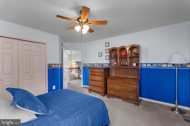 42 DEVON RD, Newtown, PA 18940