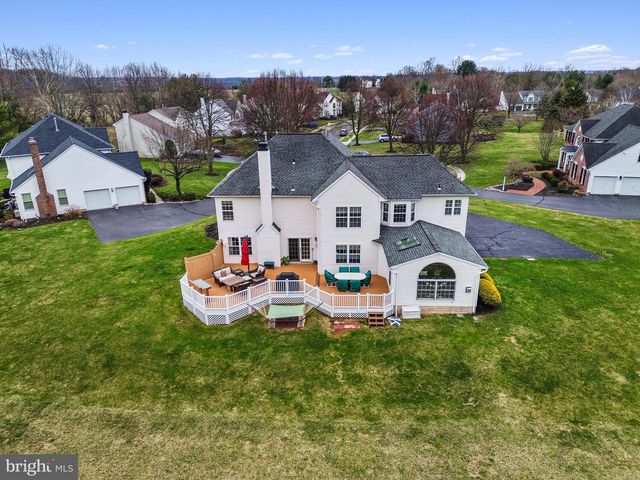 42 DEVON RD, Newtown, PA 18940