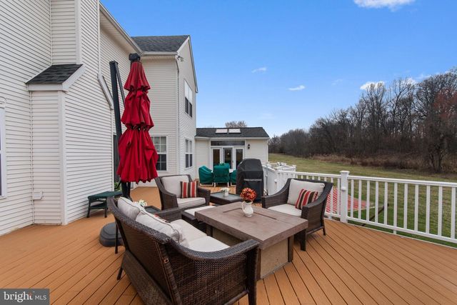 42 DEVON RD, Newtown, PA 18940